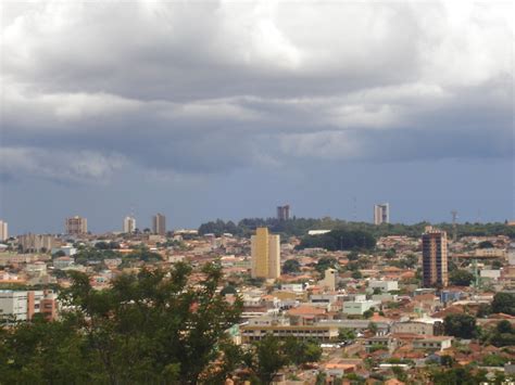 Jataí – Travel guide at Wikivoyage.